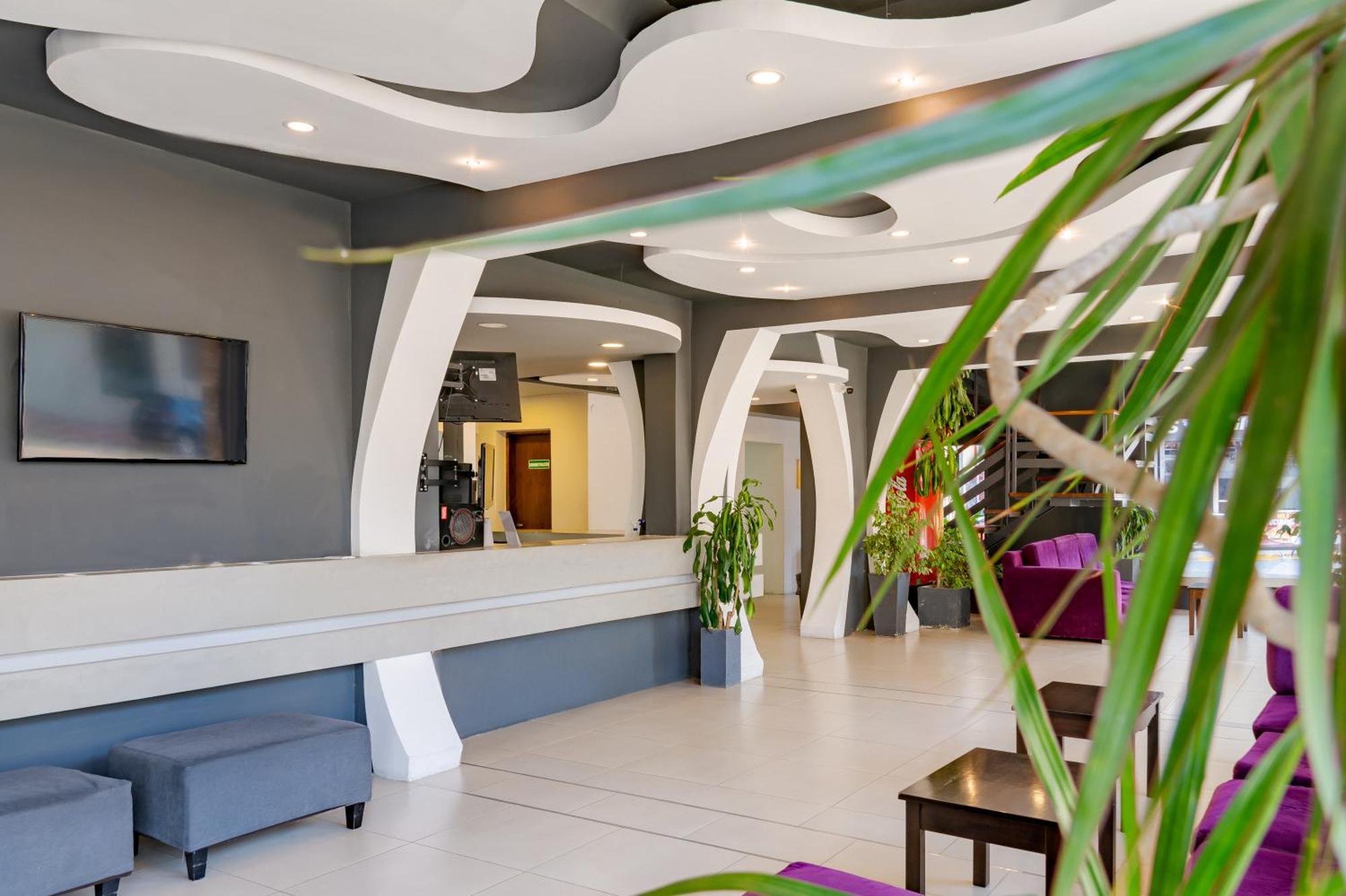 Hotel El Condado فيلا كارلوس باز المظهر الخارجي الصورة