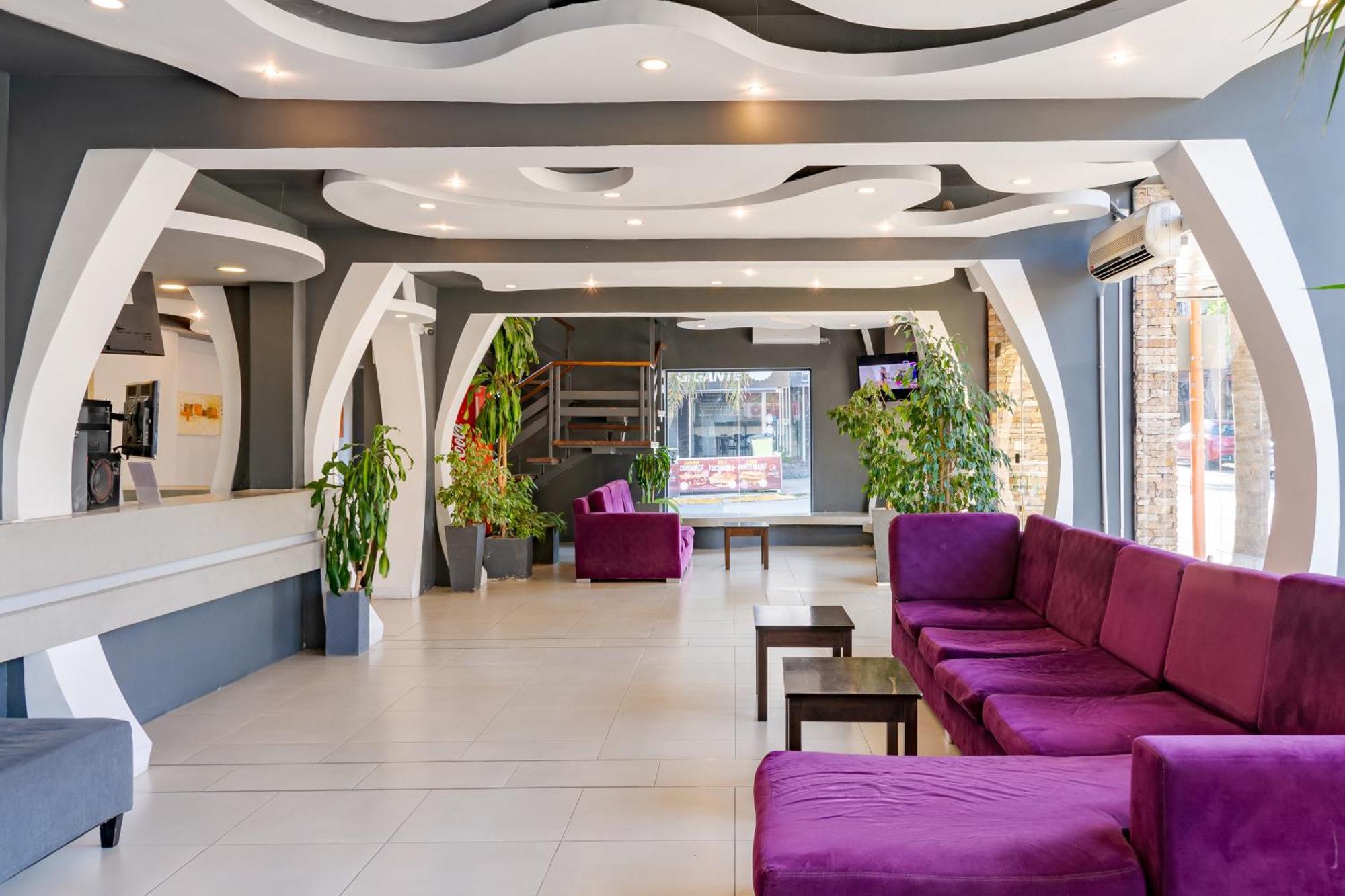 Hotel El Condado فيلا كارلوس باز المظهر الخارجي الصورة